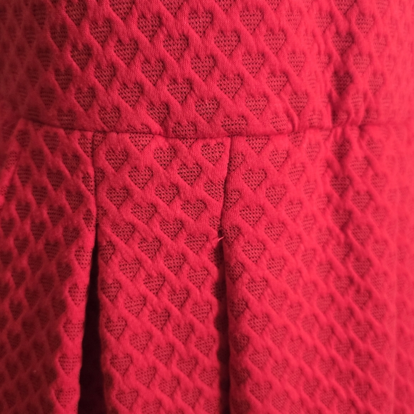Draper James Red Heart Print Dress - Picture 8 of 8